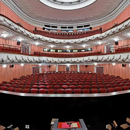 оазис 1 във * Warna