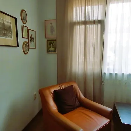 оазис 1 във ヴァルナ